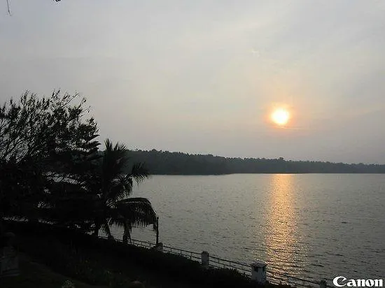 Aadithyaa Resorts West Kallada